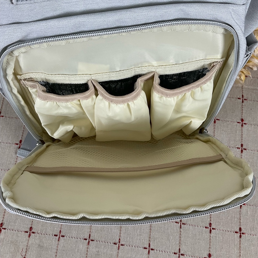 Amilliardi Backpack Gray Diaper Bag Lots of Pockets Insulated Stroller Strap New - Picture 3 of 12